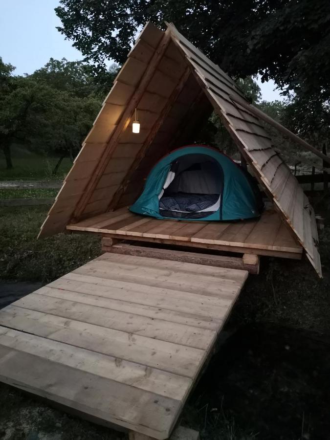Kamp Na Otoku - Ob Savinji Campsite *